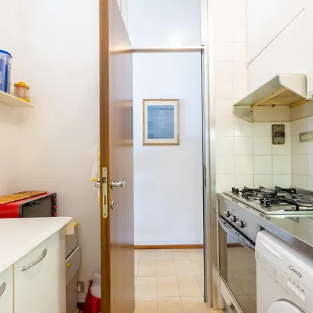 アパート Mina House - Appartamento Fronte Mare Con Ampia Terrazza E Garage