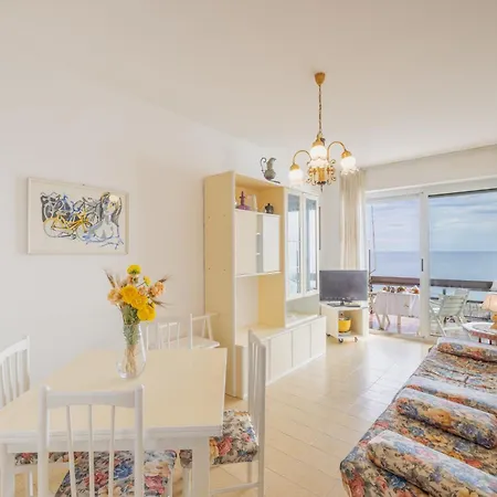 Lejlighed Mina House - Fronte Mare Con Ampia Terrazza E Garage