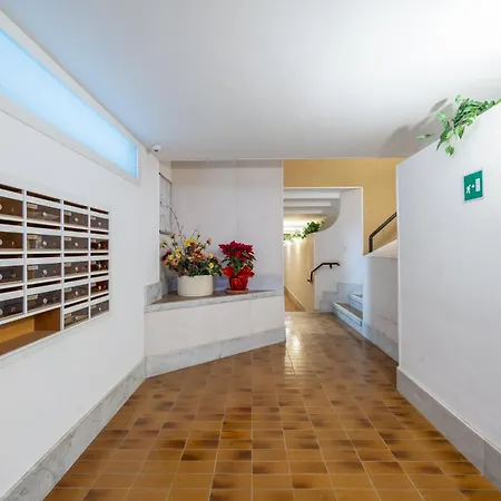 Mina House - Fronte Mare Con Ampia Terrazza E Garage Apartment *